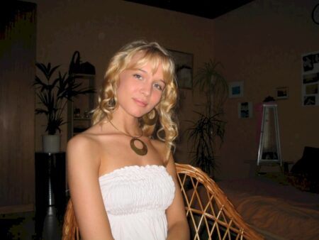 belle coquine cherche son coquin pour un plan baise sur le 76